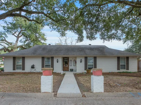 121 Oakridge St, Lafayette, LA 70506