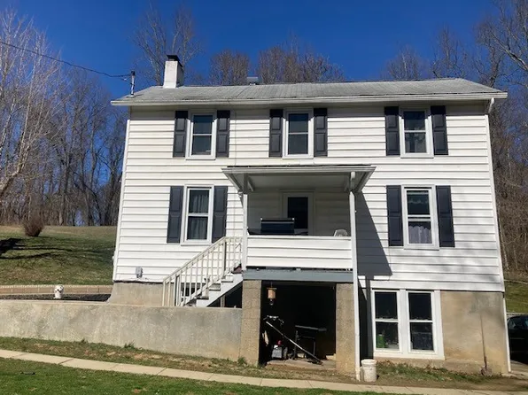 307 Van Meter Rd, Rostraver Township, PA 15012