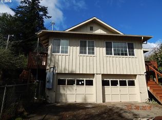 62722 Flagstaff Rd, Coos Bay, OR 97420