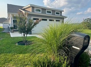 606 Johnson Estate Ln, Sevierville, TN 37862