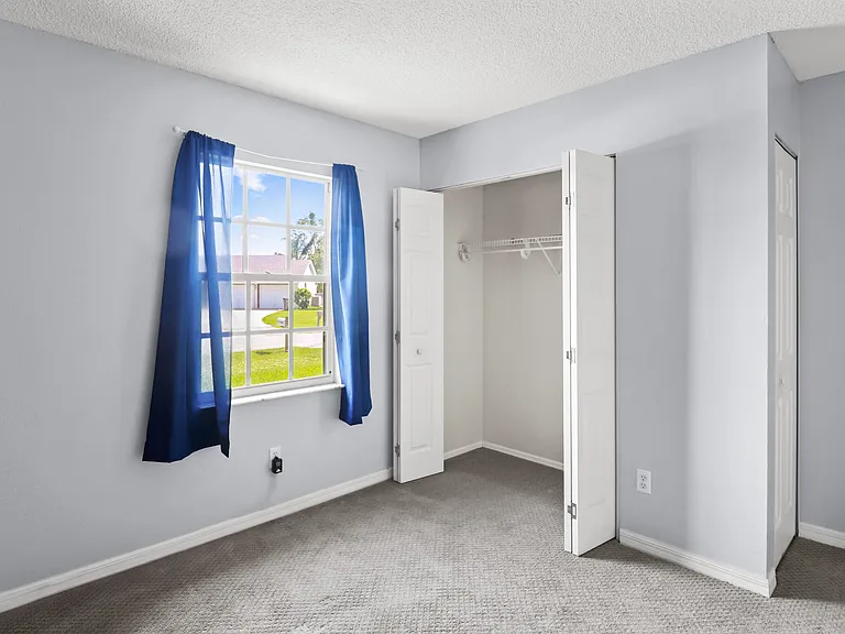610 NW Billiar Ave — Photo 22