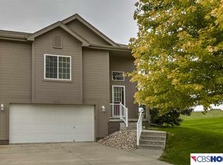 18846 Jacobs Cir, Omaha, NE 68135