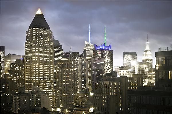 1st image of 550 W 54th St APT 24F
