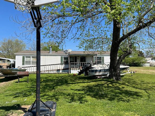 105 9th St, Warner, OK 74469