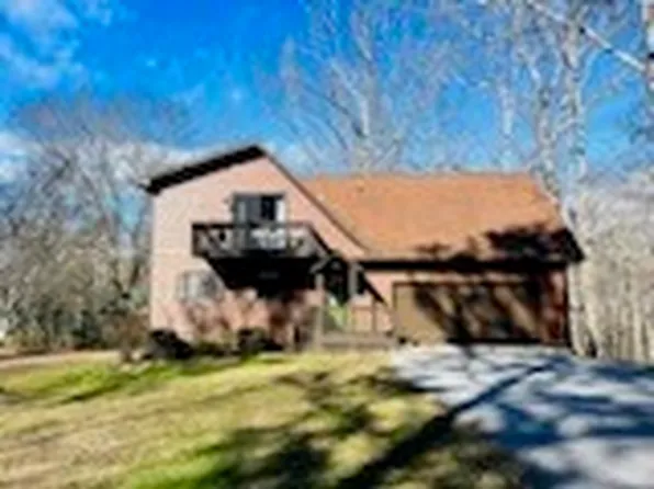 1070 Hawkins Rd, Seneca, SC 29672