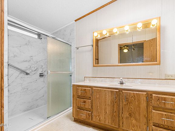 4th image of 450 W Sunwest Dr #101