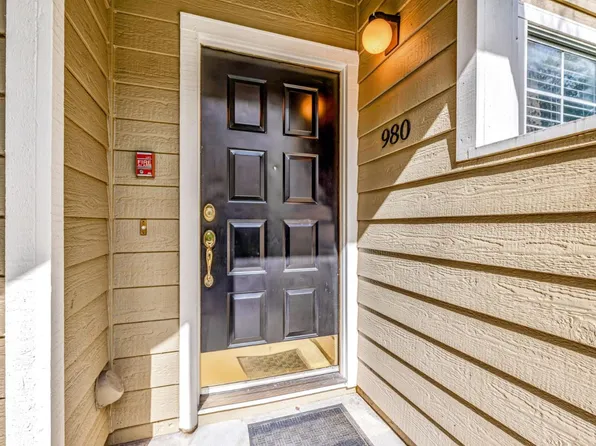 980 Lake Isabella Way, San Jose, CA 95123