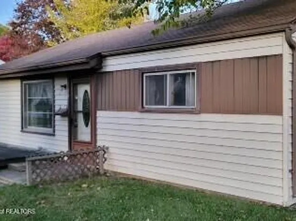 179 Kissane Ave, Brighton, MI 48116