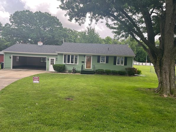 6 Silverwood Dr