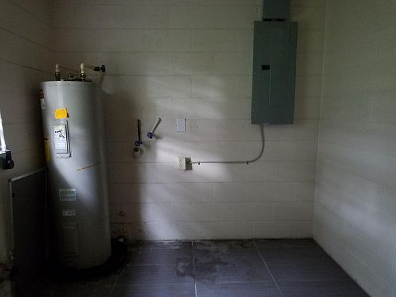 5th image of 34942 Ansley Ave
