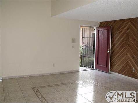 4th image of 6972 Appian Dr