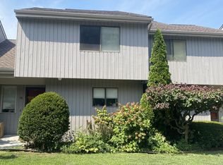 38 Rondout Hbr, Port Ewen, NY 12466