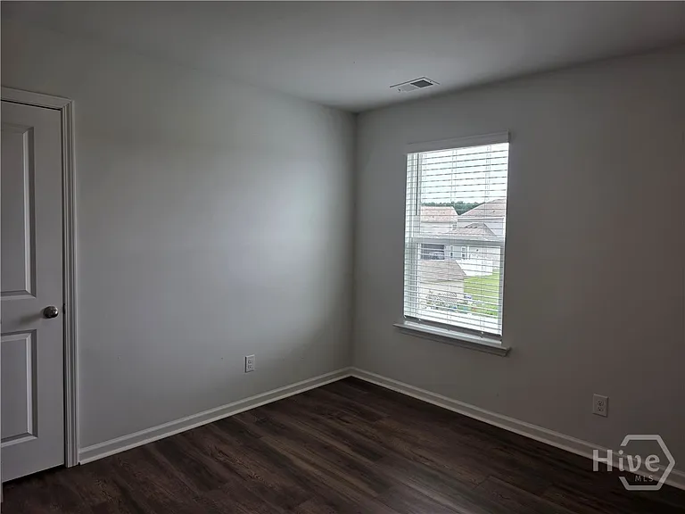 114 Troupe Dr — Photo 20