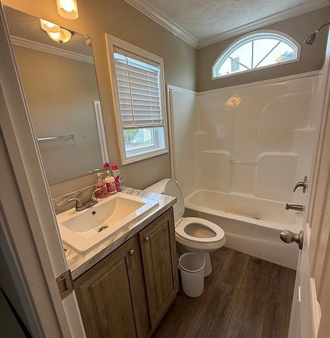 2 bed, 960 sqft, $1,550 — Photo 1