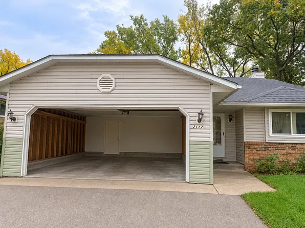 2117 82nd Ave N, Brooklyn Park, MN 55444