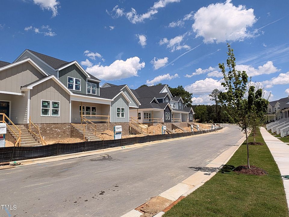 1st image of 3930 Willow Gate Way