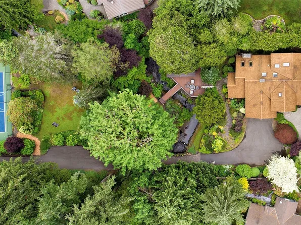 17410 44th Avenue NE, Lake Forest Park, WA 98155