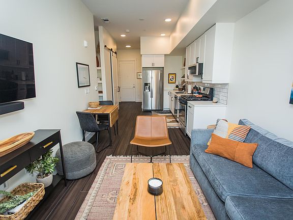 5th image of 2876 W 53rd Ave