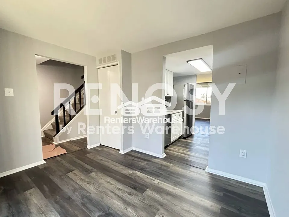 6585 Sweet Fern