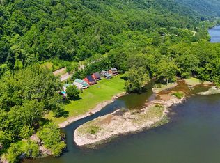 112 Cliff Island Dr, Hinton, WV 25951
