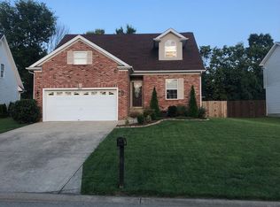 5919 Woodhaven Ridge Ct, Louisville, KY 40291