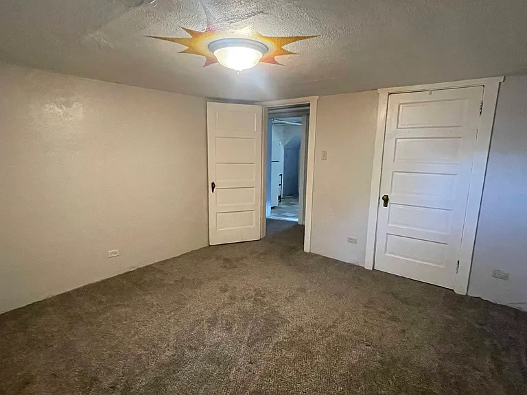 1170 N Monroe St #B — Photo 13
