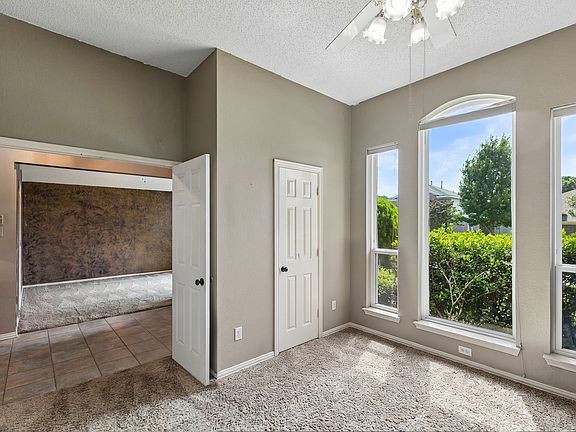 4th image of 607 Grimsworth Ct