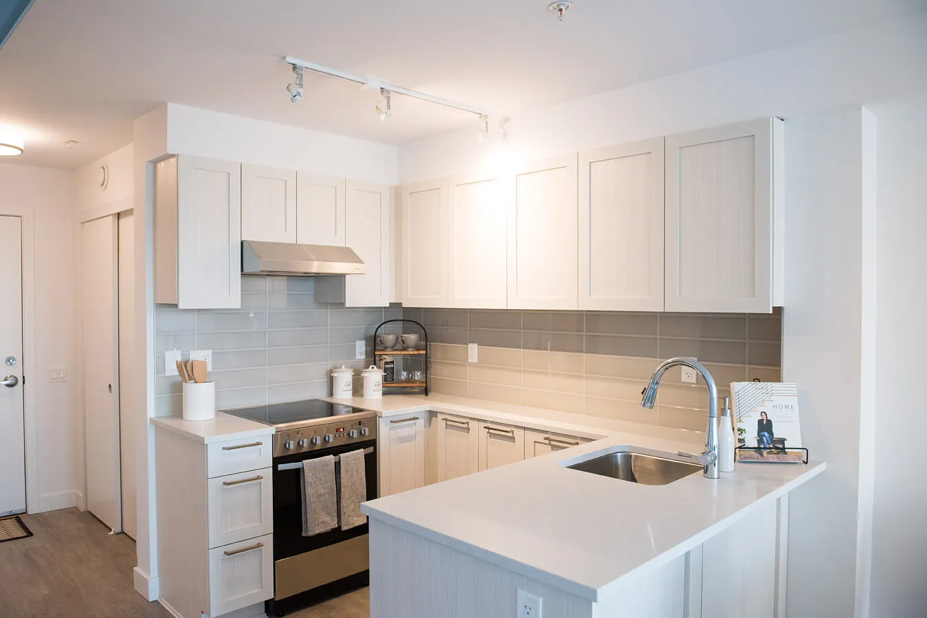 Spire Landing Apartments — Photo 1