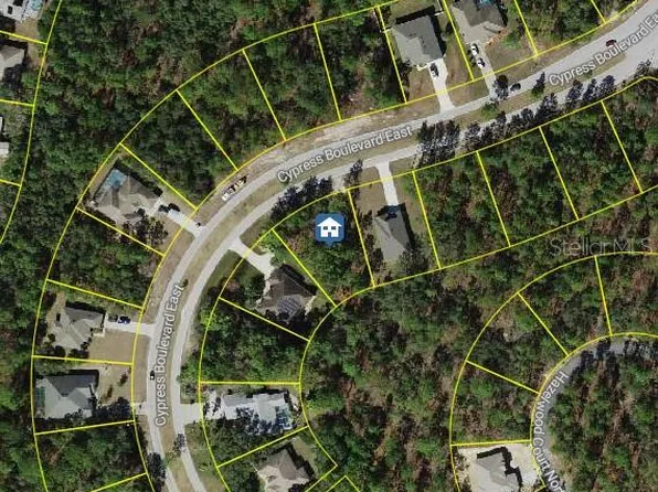 152 Cypress Blvd E #17, Homosassa, FL 34446