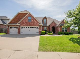 4608 Rockledge Dr, Fayetteville, AR 72764