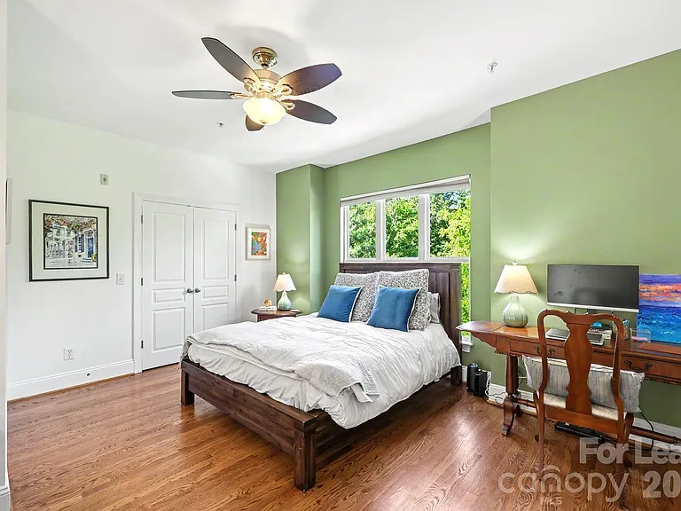 239 N Dotger Ave — Photo 8