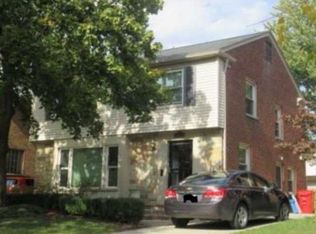 1708 Littlestone Rd, Grosse Pointe Woods, MI 48236