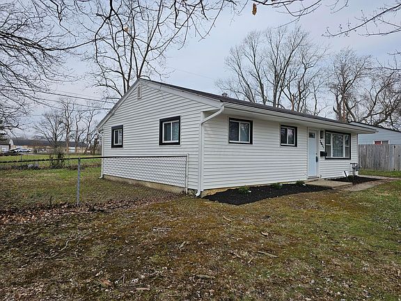 4th image of 2071 Berrell Ave