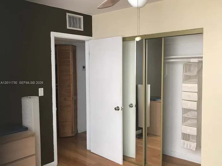949 Pennsylvania Ave #309 — Photo 6