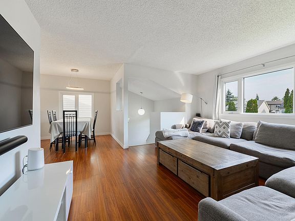 5th image of 18423 96a Ave NW