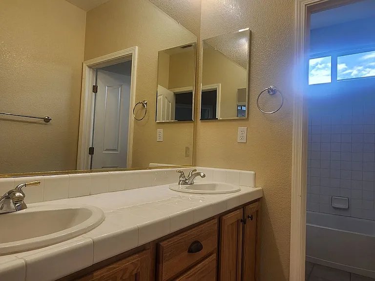 9736 Country Falls Ln — Photo 20
