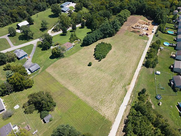 2nd image of 5222 Cody Rd