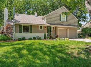 1951 SW Westwood Dr, Topeka, KS 66604