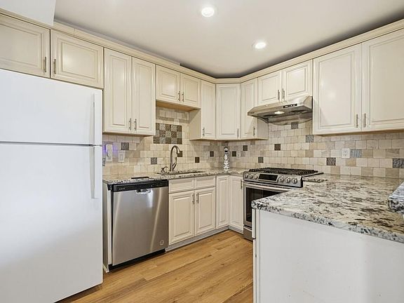 5th image of 3301 Henderson Mill Rd APT U1