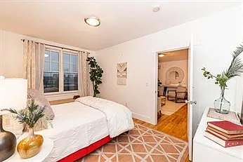 1 bed, 686 sqft, $3,250 — Photo 2