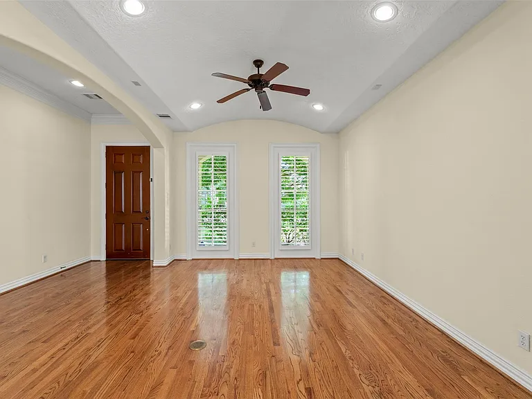 4107 Dartmouth Ave — Photo 3