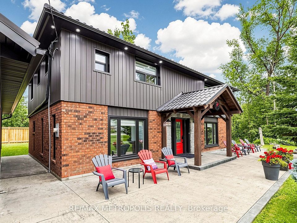 1st image of 2739 Ireton St E