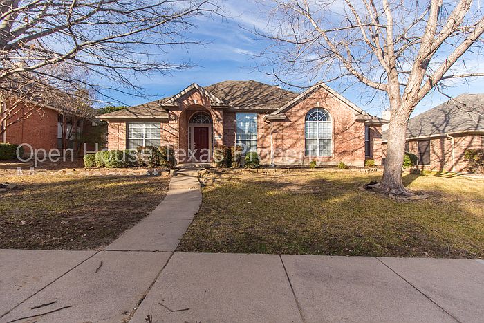 1st image of 11810 Amber Valley Dr
