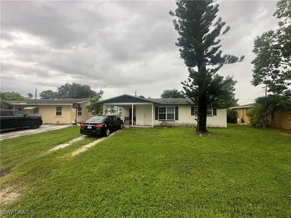 2196 Barry Dr, Fort Myers, FL 33907