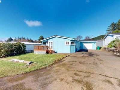1058 NE Smith St, Rockaway Beach, OR, 97136