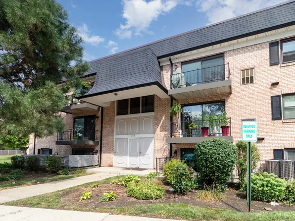 3325 Kirchoff Rd APT 3C, Rolling Meadows, IL 60008