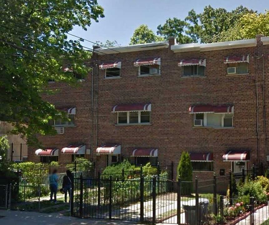 2nd image of 4163 Bronxwood Ave #1