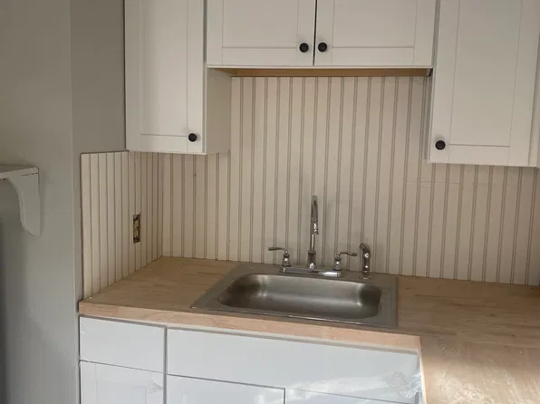 379 Columbia St #3, Cambridge, MA 02141