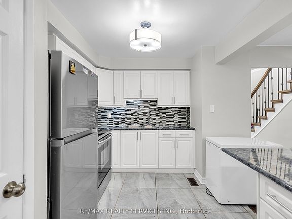 2nd image of 115 Foster Cres #115