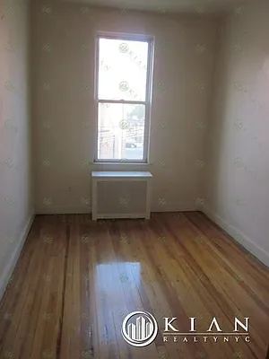 Rented by Kian Realty | media 42